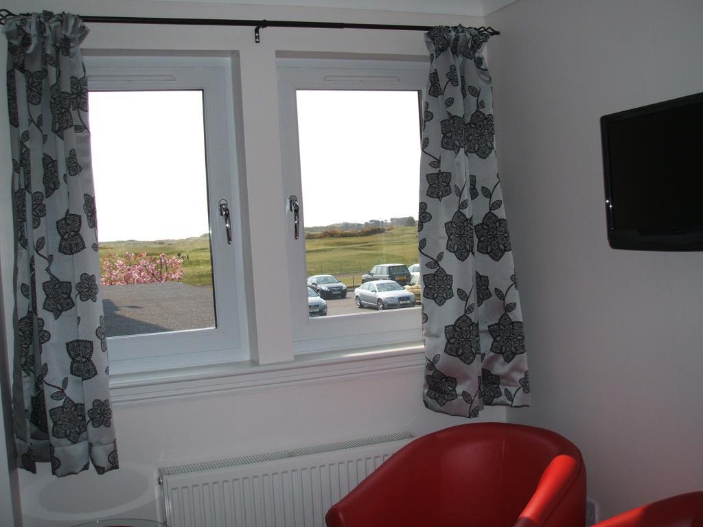 Linksview Guest House Carnoustie Zimmer foto